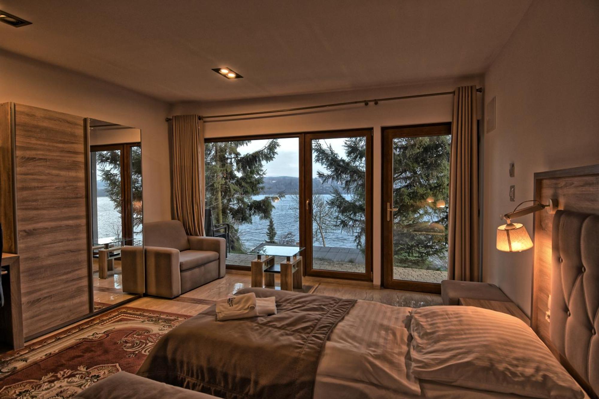 Wichrowe Wzgorze Chmielno Hotel Exterior foto